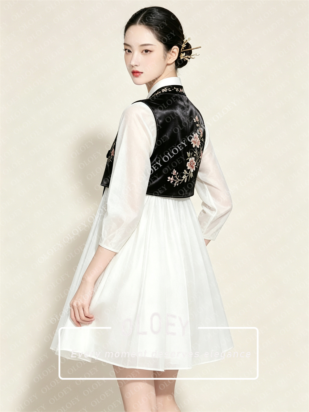 OLOEY Stylish Black Satin Ivor - Hanbok Modern Set recension och pris