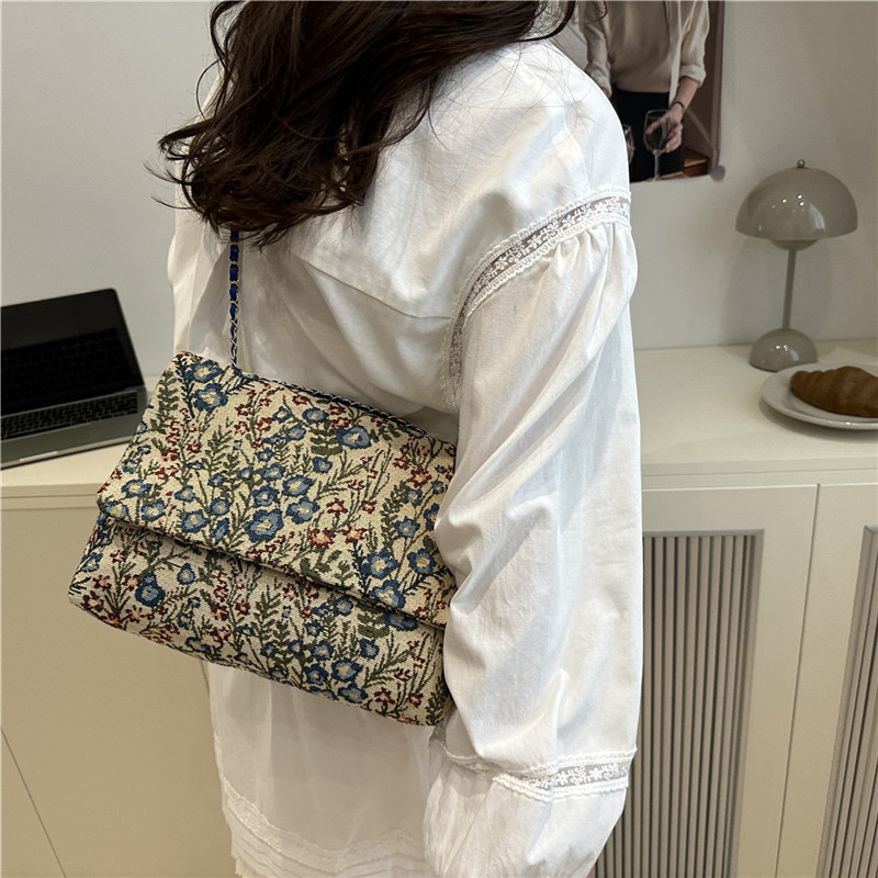 Elegant Ethnic Style Handbag W - Urban Ethnic Fashion recension och pris