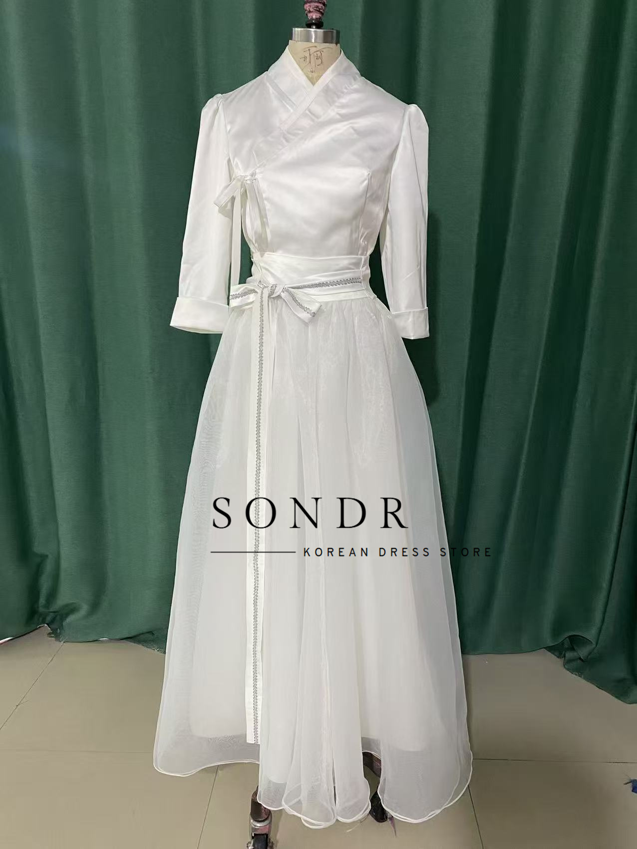 Sondr Customized Hanbok A-Line - Hanbok Modern Set recension och pris